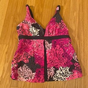 Size small pink and Gray swim top